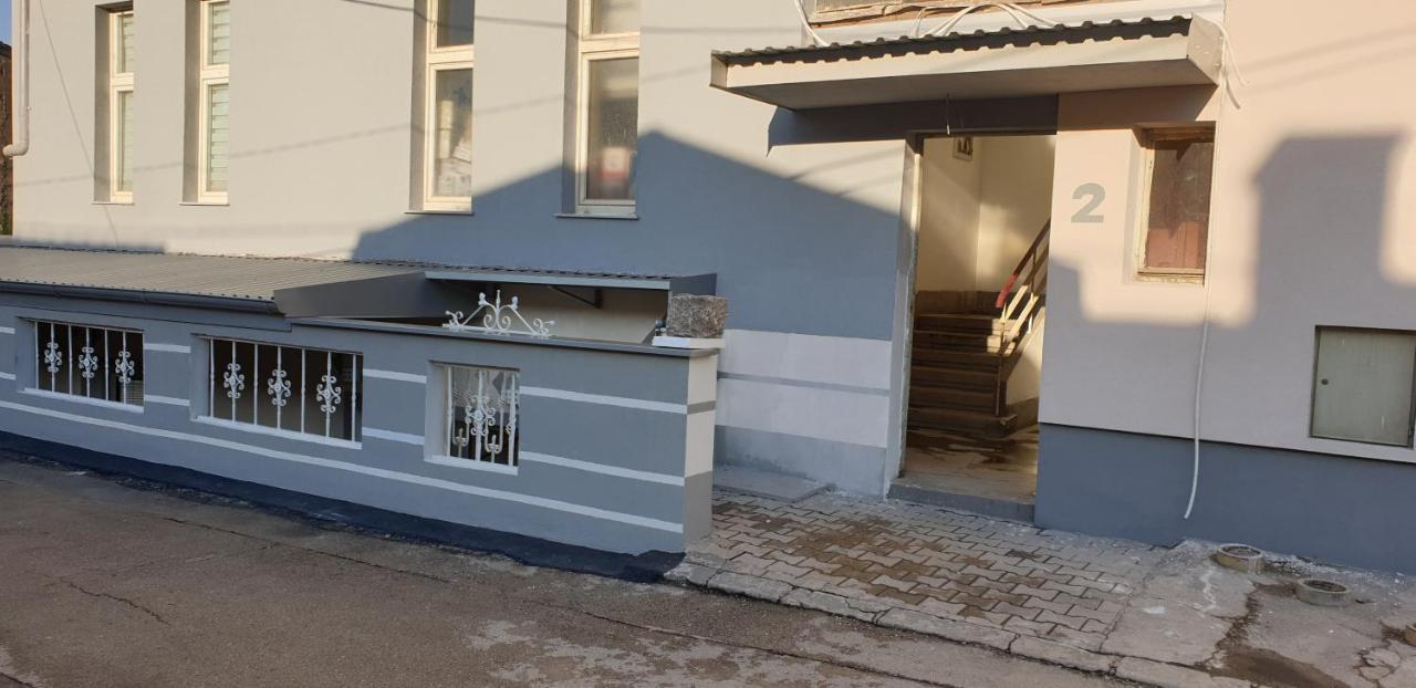 Trosoban Stan U Zenici Apartment Zenica Exterior foto